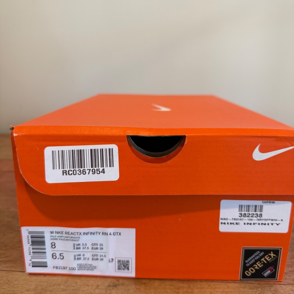 Nike React Infinity Run 4 Gtx | Size 8 - image 6